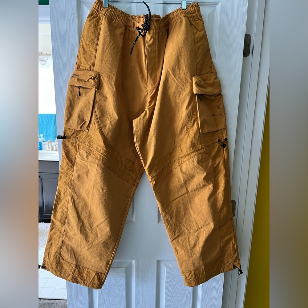 Men's Tan Cargo Pants